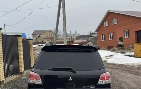 Mitsubishi Outlander III рестайлинг 3, 2004 год, 730 000 рублей, 9 фотография