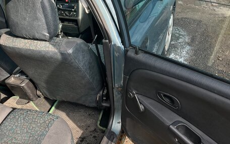 Mitsubishi Carisma I, 2003 год, 300 000 рублей, 8 фотография