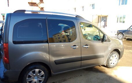 Peugeot Partner II рестайлинг 2, 2010 год, 450 000 рублей, 9 фотография