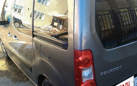 Peugeot Partner II рестайлинг 2, 2010 год, 450 000 рублей, 5 фотография