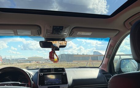 Toyota Land Cruiser Prado 150 рестайлинг 2, 2020 год, 6 750 000 рублей, 14 фотография