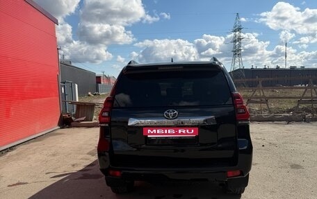 Toyota Land Cruiser Prado 150 рестайлинг 2, 2020 год, 6 750 000 рублей, 7 фотография