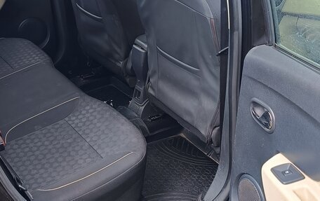 Renault Logan II, 2014 год, 550 000 рублей, 8 фотография