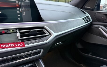 BMW X7, 2021 год, 9 100 000 рублей, 10 фотография