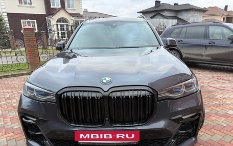 BMW X7, 2021 год, 9 100 000 рублей, 8 фотография