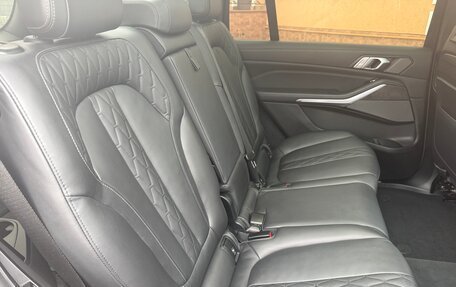 BMW X7, 2021 год, 9 100 000 рублей, 26 фотография