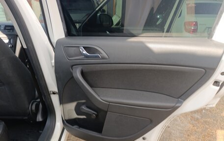 Skoda Yeti I рестайлинг, 2014 год, 1 000 000 рублей, 11 фотография