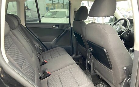 Volkswagen Tiguan I, 2010 год, 1 000 000 рублей, 11 фотография