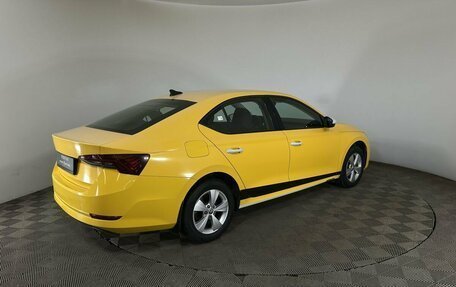 Skoda Octavia IV, 2021 год, 1 550 000 рублей, 6 фотография