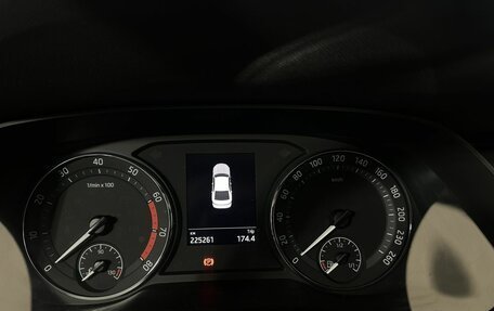 Skoda Octavia IV, 2021 год, 1 550 000 рублей, 11 фотография