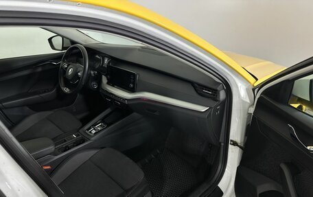 Skoda Octavia IV, 2021 год, 1 550 000 рублей, 14 фотография