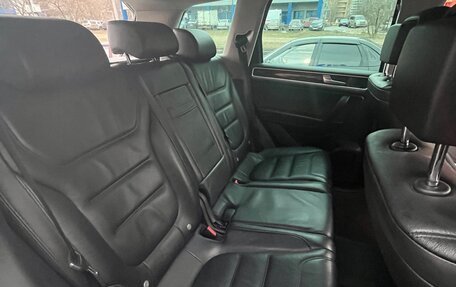 Volkswagen Touareg III, 2013 год, 2 500 000 рублей, 28 фотография