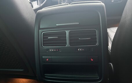 Volkswagen Touareg III, 2013 год, 2 500 000 рублей, 24 фотография