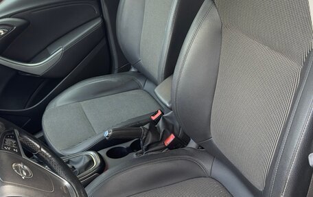 Opel Astra J, 2013 год, 1 350 000 рублей, 7 фотография