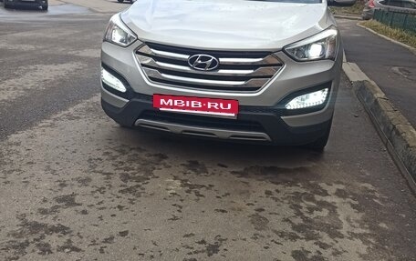 Hyundai Santa Fe III рестайлинг, 2012 год, 1 840 000 рублей, 20 фотография