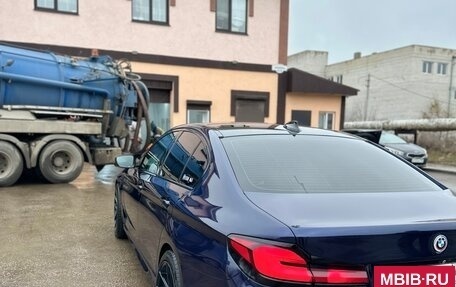 BMW 5 серия, 2017 год, 2 900 000 рублей, 3 фотография