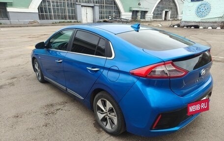 Hyundai IONIQ, 2017 год, 1 400 000 рублей, 6 фотография