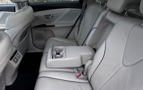 Toyota Venza I, 2013 год, 2 400 000 рублей, 18 фотография