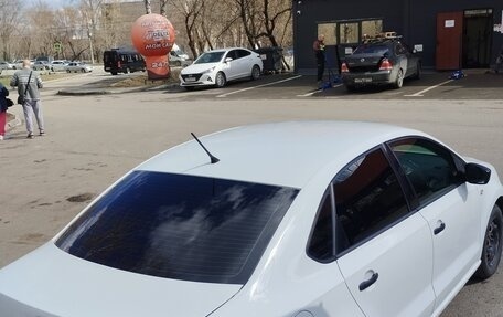 Volkswagen Polo VI (EU Market), 2014 год, 695 000 рублей, 3 фотография