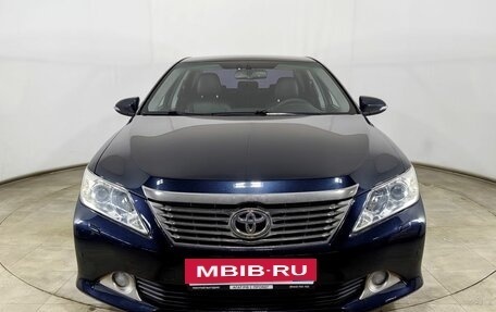 Toyota Camry, 2014 год, 1 870 000 рублей, 2 фотография