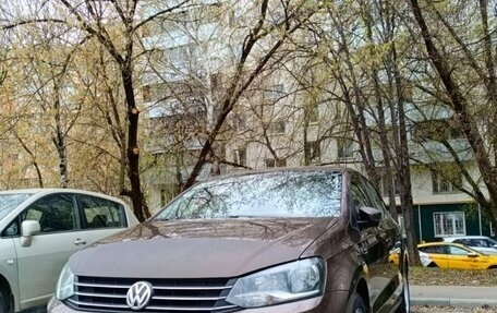 Volkswagen Polo VI (EU Market), 2018 год, 1 300 000 рублей, 1 фотография