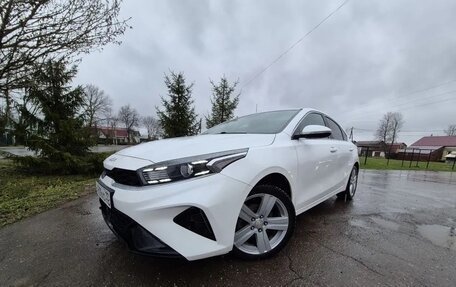 KIA Cerato IV, 2022 год, 1 920 000 рублей, 2 фотография