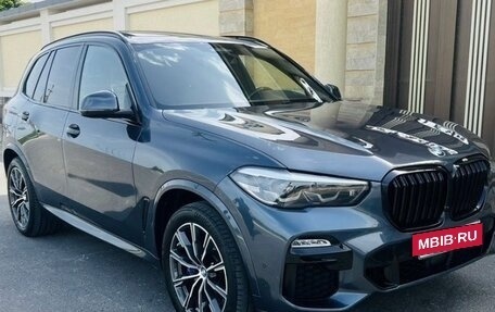 BMW X5, 2019 год, 5 400 000 рублей, 3 фотография