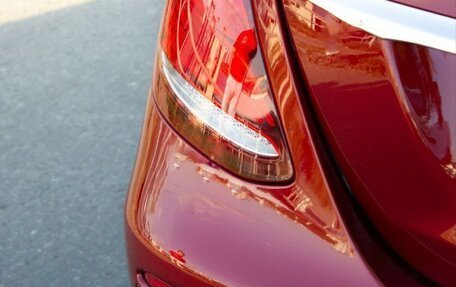 Mercedes-Benz E-Класс, 2019 год, 3 150 000 рублей, 5 фотография