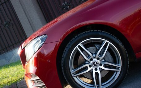 Mercedes-Benz E-Класс, 2019 год, 3 150 000 рублей, 7 фотография