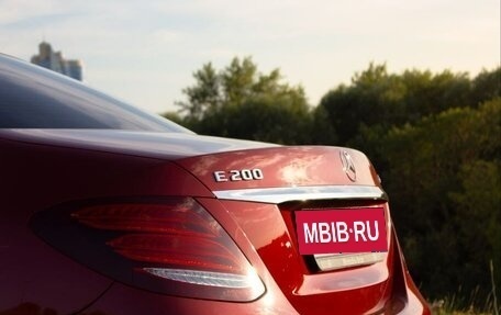 Mercedes-Benz E-Класс, 2019 год, 3 150 000 рублей, 9 фотография