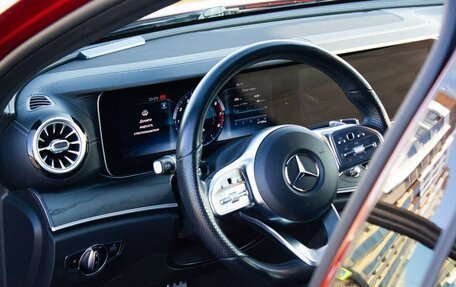 Mercedes-Benz E-Класс, 2019 год, 3 150 000 рублей, 16 фотография