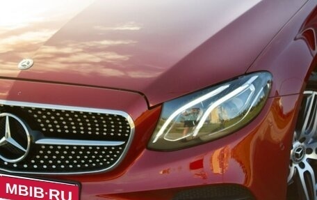 Mercedes-Benz E-Класс, 2019 год, 3 150 000 рублей, 24 фотография