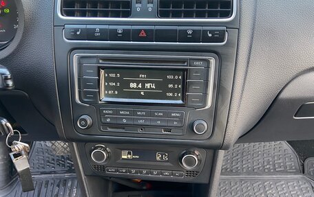 Volkswagen Polo VI (EU Market), 2013 год, 800 000 рублей, 14 фотография