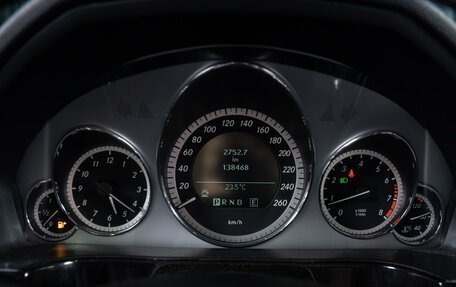 Mercedes-Benz E-Класс, 2011 год, 1 650 000 рублей, 12 фотография