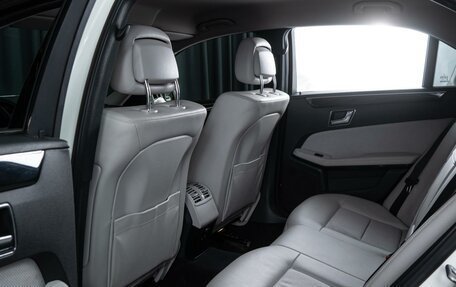 Mercedes-Benz E-Класс, 2011 год, 1 650 000 рублей, 11 фотография