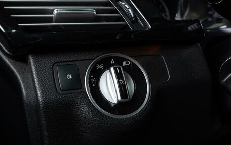 Mercedes-Benz E-Класс, 2011 год, 1 650 000 рублей, 14 фотография