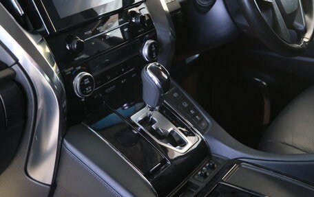 Toyota Vellfire II, 2020 год, 5 049 000 рублей, 18 фотография