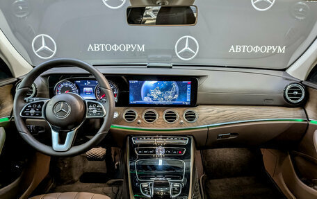 Mercedes-Benz E-Класс, 2020 год, 3 600 000 рублей, 14 фотография