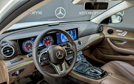 Mercedes-Benz E-Класс, 2020 год, 3 600 000 рублей, 16 фотография