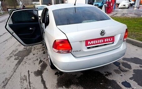 Volkswagen Polo VI (EU Market), 2013 год, 750 000 рублей, 4 фотография