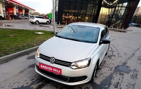Volkswagen Polo VI (EU Market), 2013 год, 750 000 рублей, 12 фотография