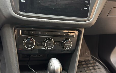 Volkswagen Tiguan II, 2020 год, 2 850 000 рублей, 13 фотография