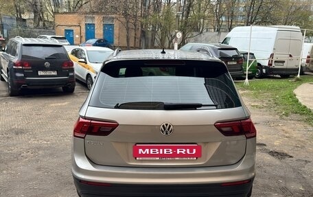 Volkswagen Tiguan II, 2020 год, 2 850 000 рублей, 4 фотография