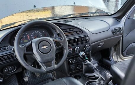 Chevrolet Niva I рестайлинг, 2016 год, 710 000 рублей, 11 фотография