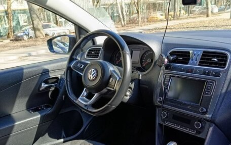 Volkswagen Polo VI (EU Market), 2018 год, 1 300 000 рублей, 10 фотография
