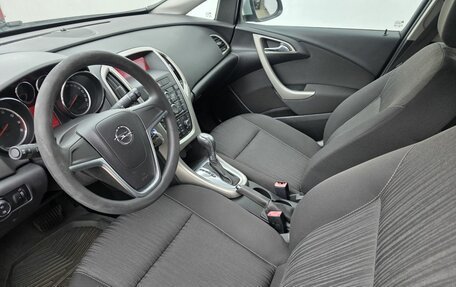 Opel Astra J, 2011 год, 620 000 рублей, 9 фотография