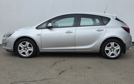Opel Astra J, 2011 год, 620 000 рублей, 8 фотография