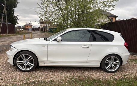 BMW 1 серия, 2011 год, 1 050 000 рублей, 5 фотография