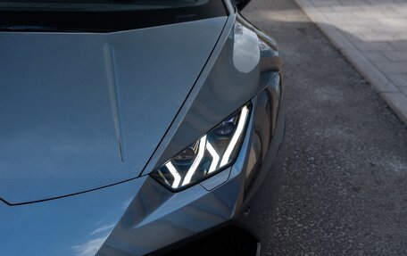 Lamborghini Huracán, 2017 год, 19 000 000 рублей, 2 фотография