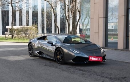 Lamborghini Huracán, 2017 год, 19 000 000 рублей, 4 фотография